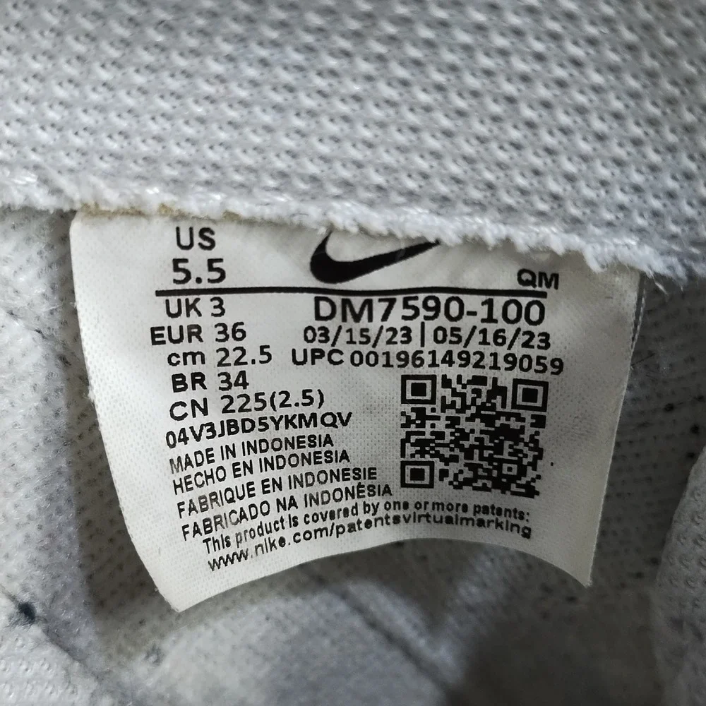 Nike Court Legacy Lift Platform Sneakers Womens US 5.5 Multi Athletic DM7590-100